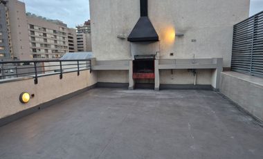 CÓMODO Y FUNCIONAL DEPARTAMENTO EN EL CENTRO DE SANTIAGO