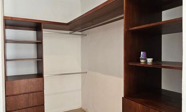 4 RECÁMARAS| Con paneles Solares|  Dentro de privada entre parques