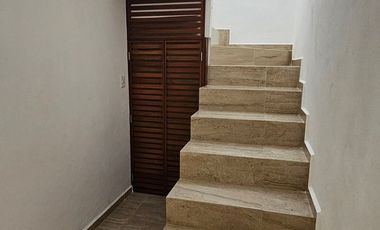 4 RECÁMARAS| Con paneles Solares|  Dentro de privada entre parques