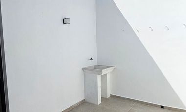 4 RECÁMARAS| Con paneles Solares|  Dentro de privada entre parques