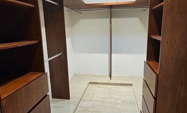 4 RECÁMARAS| Con paneles Solares|  Dentro de privada entre parques