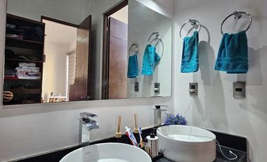 Dentro de privada| 3 recámaras| diseño de autor