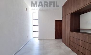 Venta de Casa de 1 Planta y 3 Recámaras con Amplio Jardín al Norte de Colima