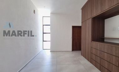 Venta de Casa de 1 Planta y 3 Recámaras con Amplio Jardín al Norte de Colima