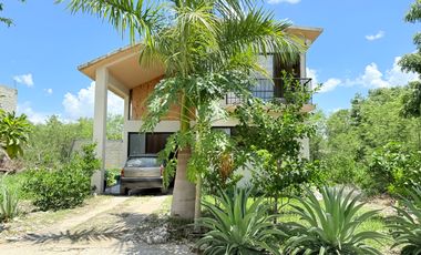 CASA EN VENTA MERIDA, UCU, TIPO VILLA, ENTREGA INMEDIATA.