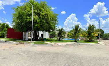 CASA EN VENTA MERIDA, UCU, TIPO VILLA, ENTREGA INMEDIATA.