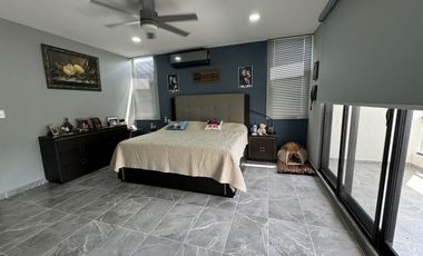 CASA EN VENTA EN PASEOS DE MAYAB