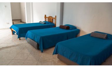 SE ALQUILA  CASA CAMPESTRE EN PARCELACION EN CERRITOS AREA 2775M2