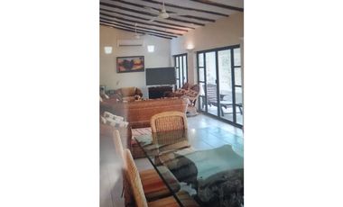 Casa en Venta Ricaurte Cundinamarca Condominio Versalles