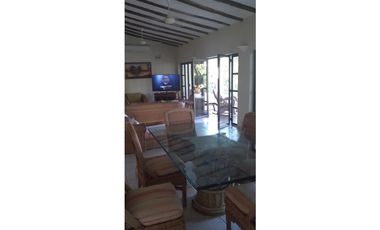 Casa en Venta Ricaurte Cundinamarca Condominio Versalles