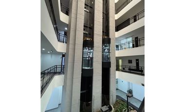 ARRIENDO o VENTA OFICINA o CONSULTORIO 117m2 - BALCON  SANTA BARBARA