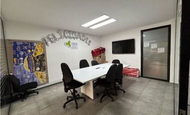 ARRIENDO o VENTA OFICINA o CONSULTORIO 117m2 - BALCON  SANTA BARBARA