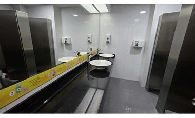 ARRIENDO o VENTA OFICINA o CONSULTORIO 117m2 - BALCON  SANTA BARBARA