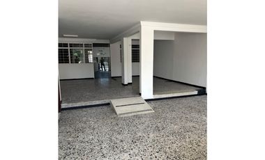 CASA COMERCIAL EN ARRIENDO – VILLAVICENCIO –