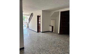 CASA COMERCIAL EN ARRIENDO – VILLAVICENCIO –