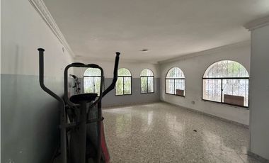 Se arrienda casa de esquina en el Prado - SMR