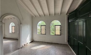 Se arrienda casa de esquina en el Prado - SMR