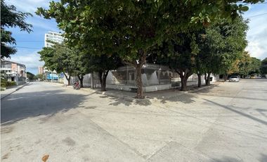 Se arrienda casa de esquina en el Prado - SMR