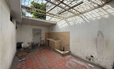 Se arrienda casa de esquina en el Prado - SMR