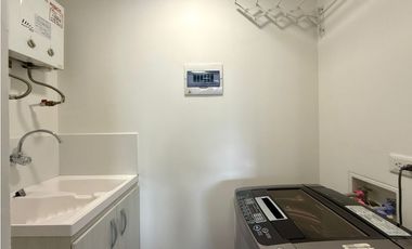 Apartaestudio en ciudad del río para la renta amoblada piso 27