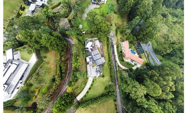 VENTA CASA CAMPESTRE EN ALTO DE PALMAS