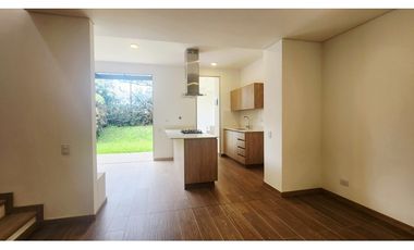 VENTA CASA 2 NIVELES PARA ESTRENAR LA CEJA