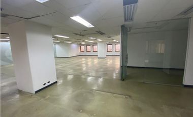 VENTA DE OFICINA EN LA CANDELARIA  CENTRO MEDELLIN - CON COLEGA