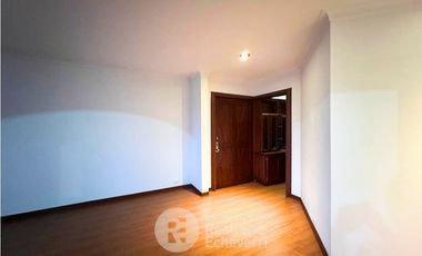 Apartamento en venta, barrio Pinares, Pereira