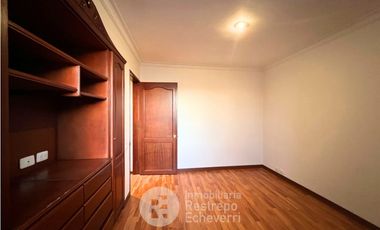 Apartamento en venta, barrio Pinares, Pereira