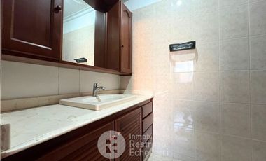 Apartamento en venta, barrio Pinares, Pereira