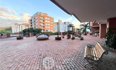 Apartamento en venta, barrio Pinares, Pereira