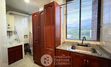 Apartamento en venta, barrio Pinares, Pereira