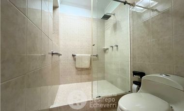 Apartamento en venta, barrio Pinares, Pereira