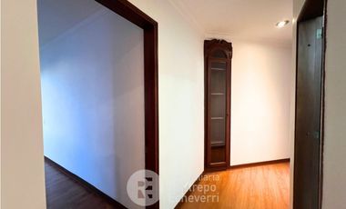 Apartamento en venta, barrio Pinares, Pereira