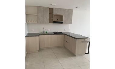 SE ARRIENDA APARTAESTUDIO EN SOLARIUM