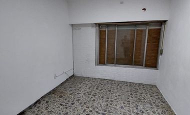 Casa PH en alquiler en Villa Dominico