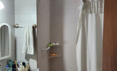 Casa en venta c/ cochera en Quilmes