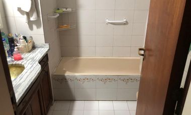 Casa en venta c/ cochera en Quilmes