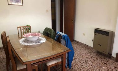 Casa en venta c/ cochera en Quilmes