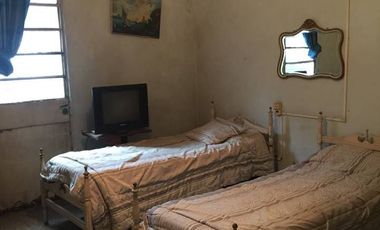 Casa en venta c/ cochera en Lomas de Zamora