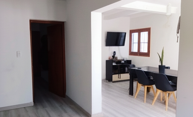 Casa céntrica en venta, zona colegios, San Rafael