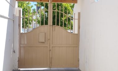 Casa céntrica en venta, zona colegios, San Rafael
