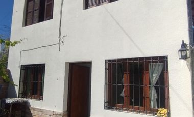 Casa céntrica en venta, zona colegios, San Rafael