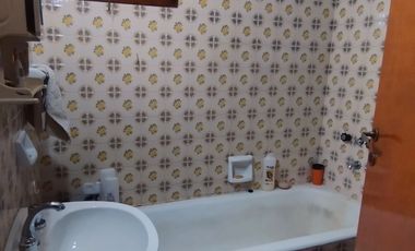 Casa céntrica en venta, zona colegios, San Rafael