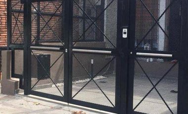 PH en venta c/ cochera en Parque Avellaneda