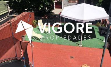 PH en venta c/ cochera en Parque Avellaneda