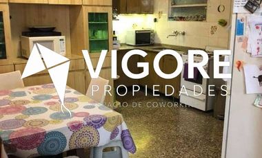 PH en venta c/ cochera en Parque Avellaneda