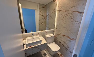 Departamento en venta c/ cochera en Puerto Madero