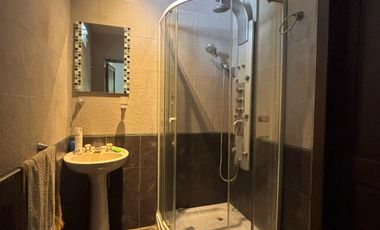 Venta de Finca Exclusiva en Ezeiza 5300m² | Casco 320m², Piscina, Quincho, Tenis