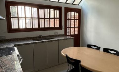 Duplex en alquiler en Bernal Oeste